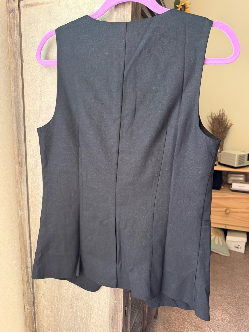 GAP - Picture 2 of 4